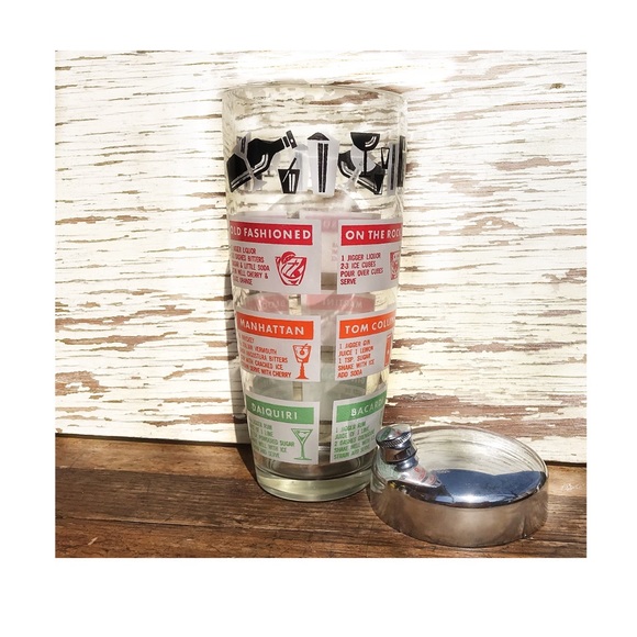 Vintage Mid Century Modern Cocktail Shaker - Picture 5 of 9